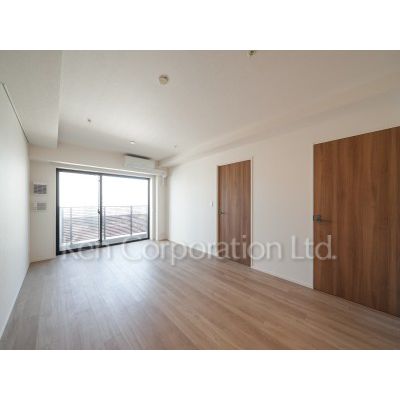 居室・リビング　同タイプ17階のお部屋を撮影。仕様が異なることがあります。