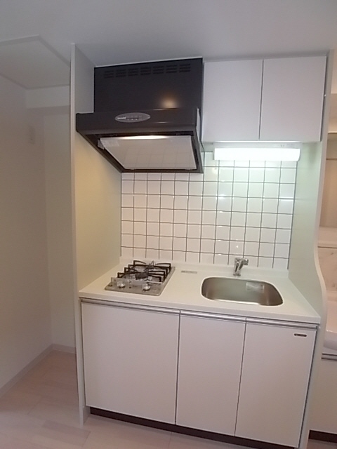 キッチン　お料理のやり易いビルトインのシステムキッチンです