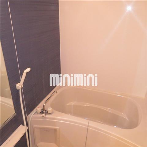 バス・シャワールーム　追い焚き浴室乾燥付き