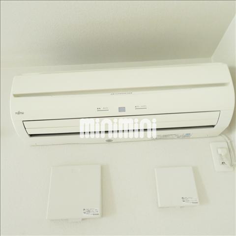 その他設備　エアコン付きリビング