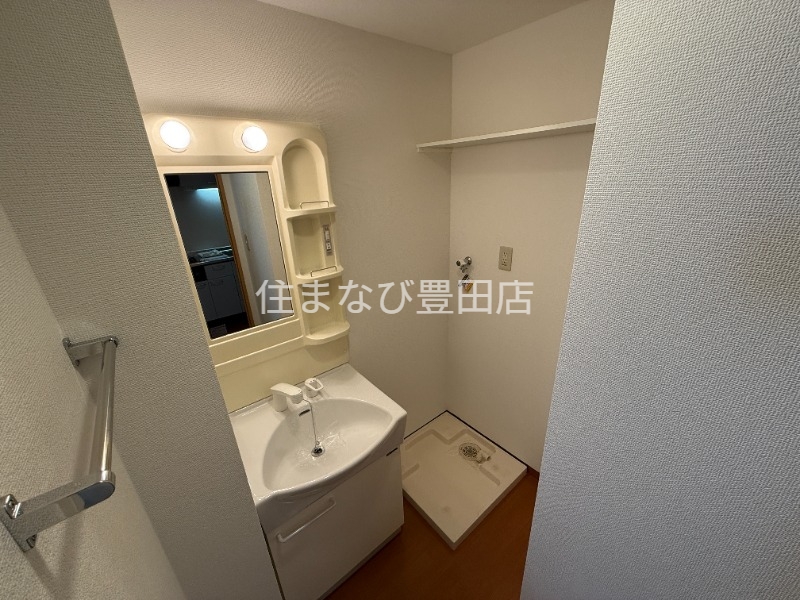 洗面設備　同型タイプ