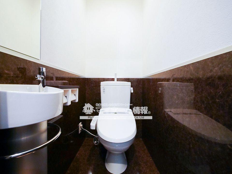 トイレ　トイレにも手洗い場を設置しました！！