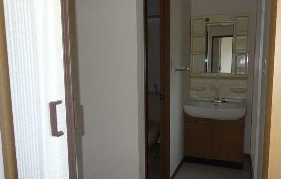 洗面設備　他部屋参照・現況優先