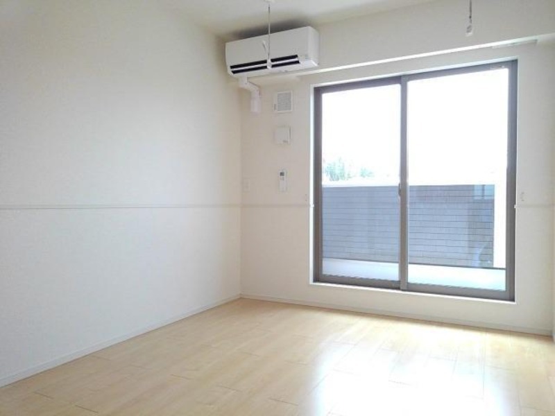 居室・リビング　図面と現状に相違がある場合には現状を優先