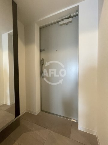 玄関　エグゼ大阪CITYオースティン　玄関