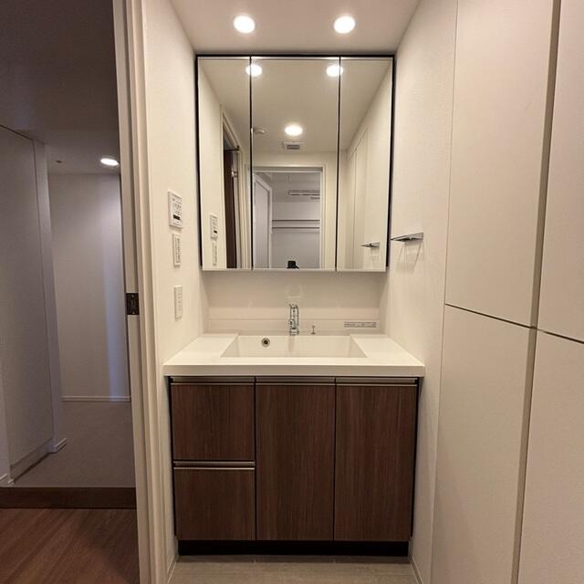 洗面設備　別部屋参考写真