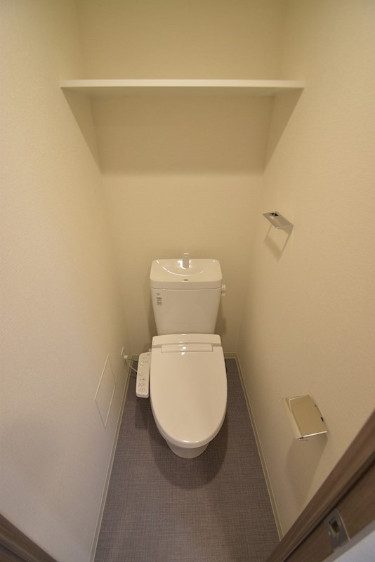 トイレ　同施工会社の同仕様写真です。