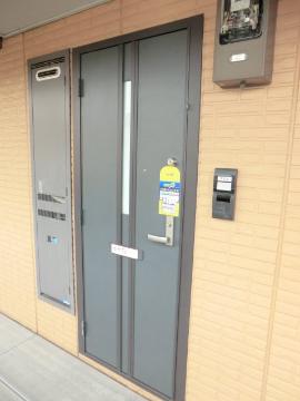 ルース・デ・エスペランサ　玄関　玄関ドア