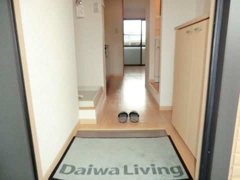 ルース・デ・エスペランサ　その他　玄関から室内