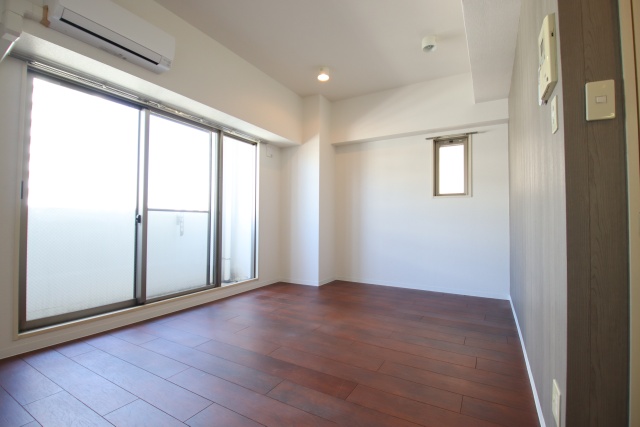 居室・リビング　※別室の参考写真の為、現況優先です。