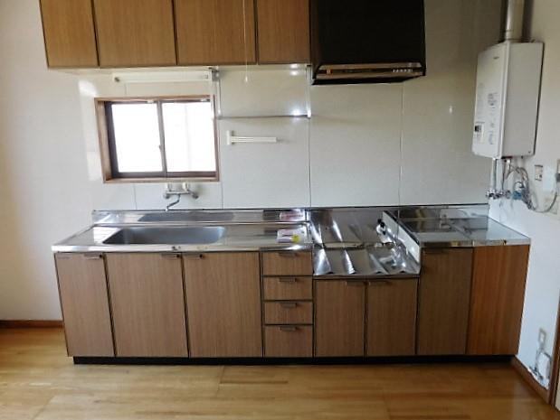 新芽ハイツ_内装_0