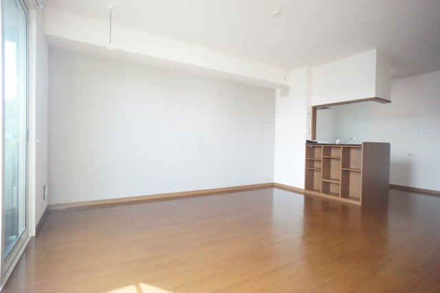 居室・リビング　※同物件、同タイプ、間取り反転のお部屋です