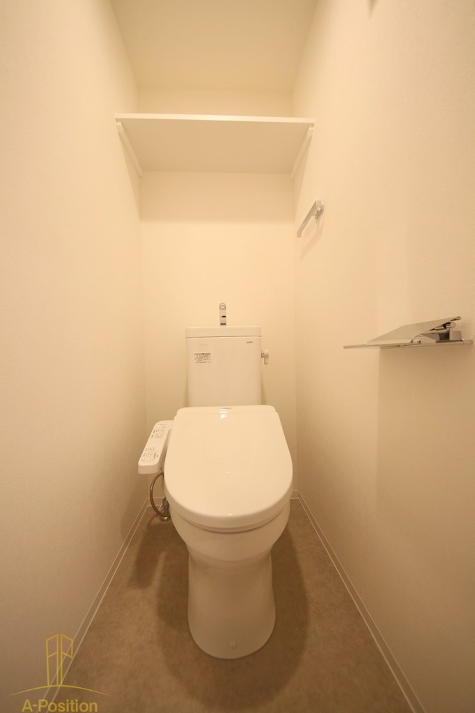 トイレ　ファーストフィオーレ九条II