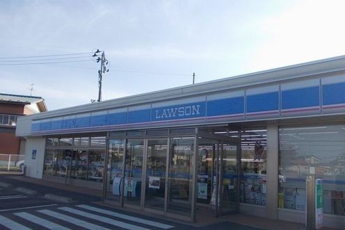 コンビニ　ローソン（コンビニ）まで400m