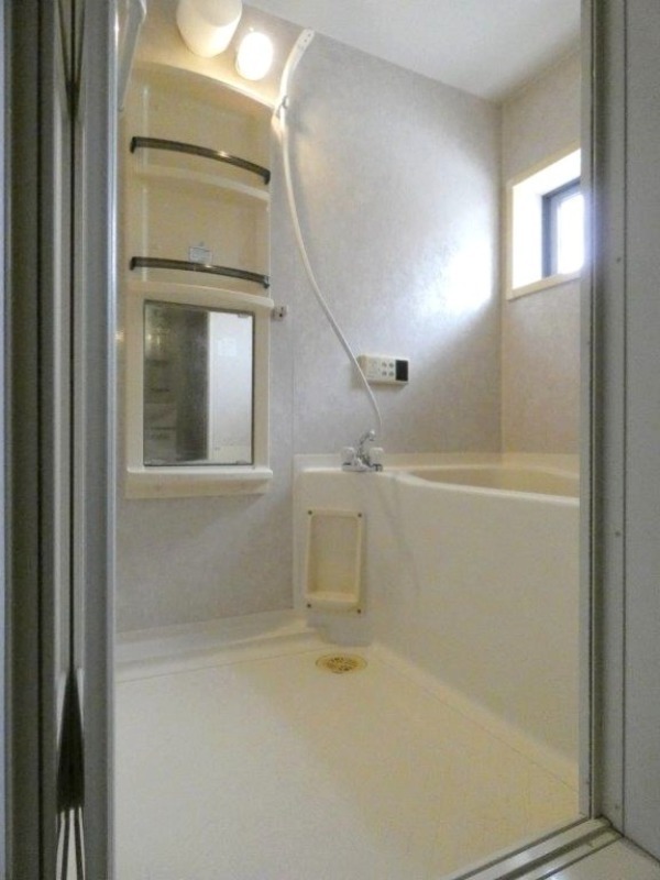 バス・シャワールーム　図面と現状に相違がある場合には現状を優先