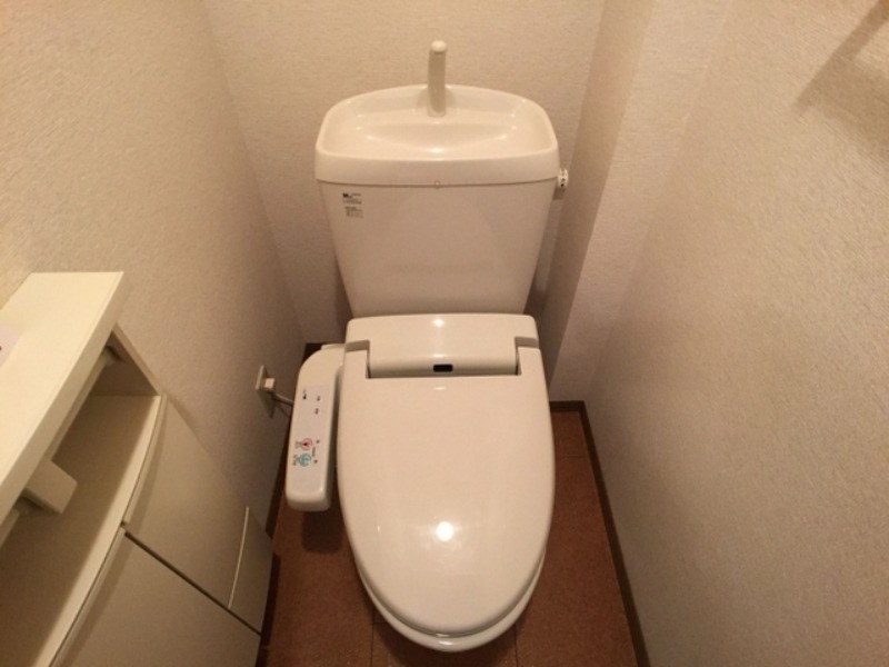 トイレ　図面と現状に相違がある場合には現状を優先