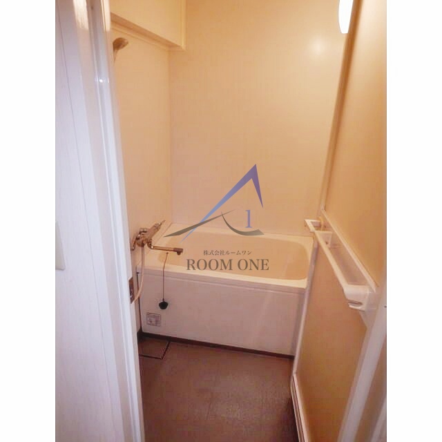 バス・シャワールーム　お風呂です。