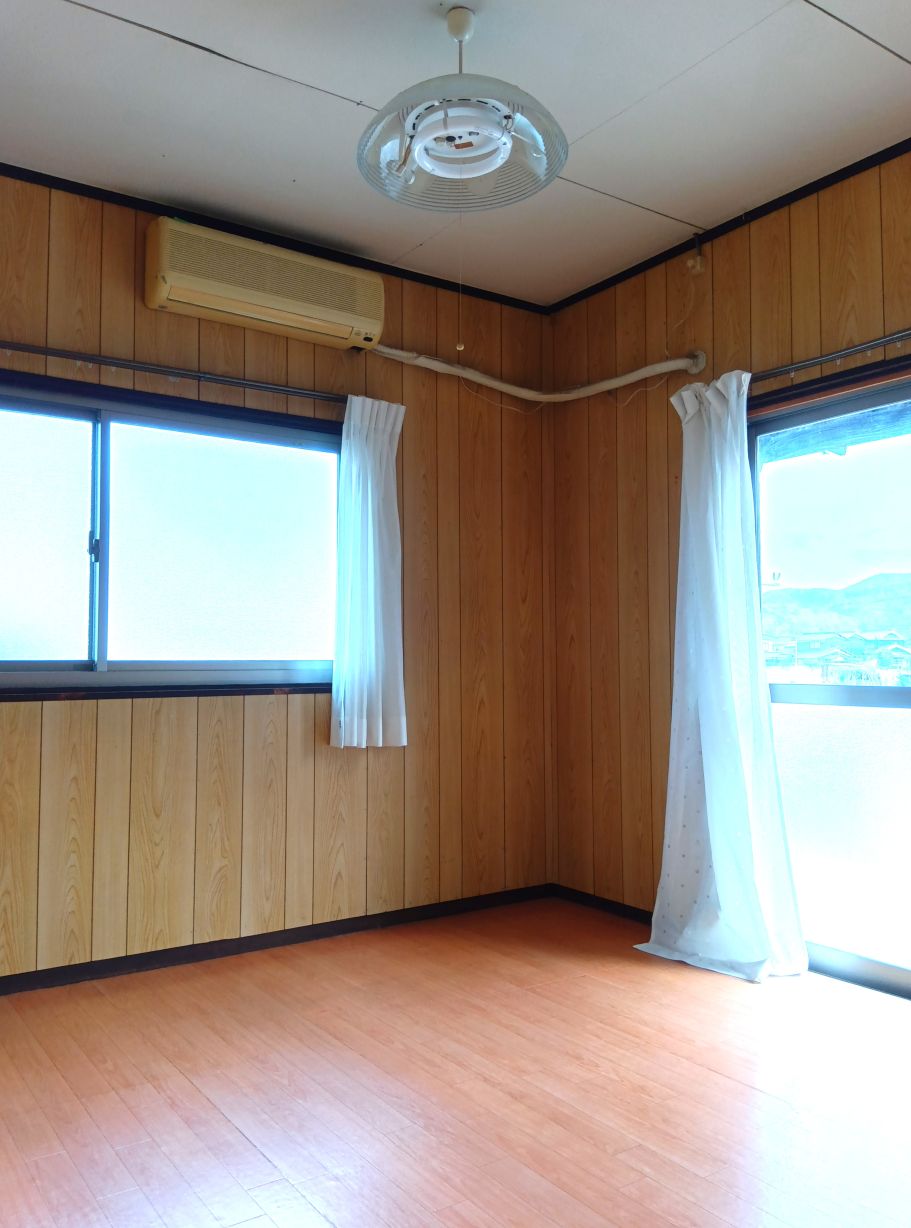 水島臨海鉄道 弥生駅 徒歩18分 1階建 築57年の居間写真