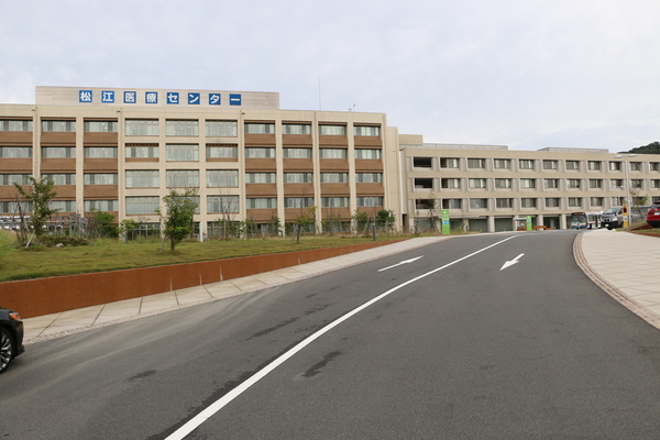 病院　独立行政法人国立病院機構松江医療（病院）まで1801m