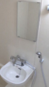洗面設備　別部屋参考写真です