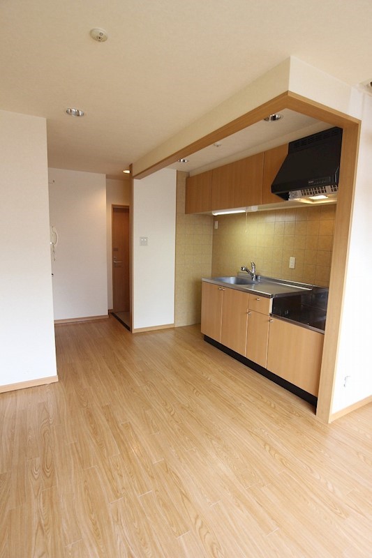 居室・リビング　明るいリビング