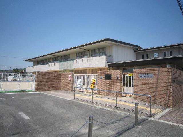幼稚園・保育園　精華町立保育所こまだ保育所（幼稚園・保育園）まで672m