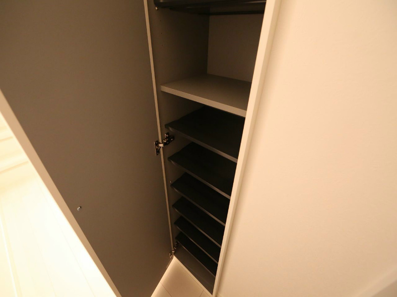 玄関　玄関　シューズボックス（収納充実してます）