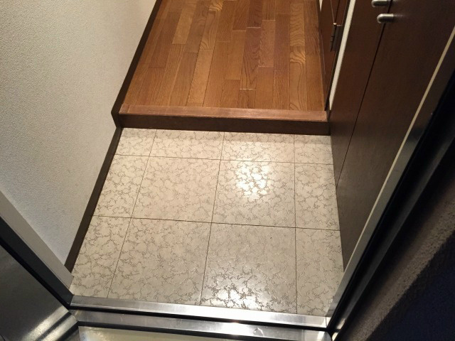 玄関　※写真は別部屋の物になります