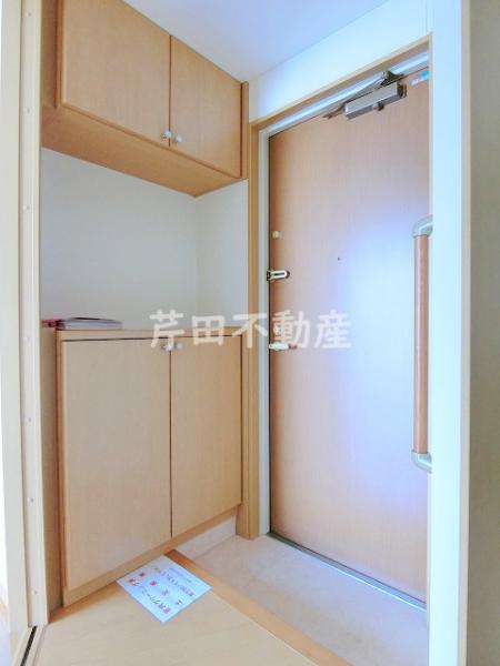 玄関　写真は別のお部屋のイメージです　現況優先