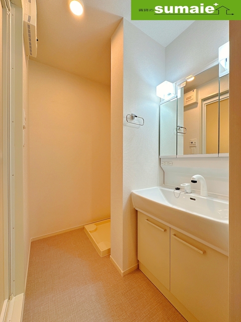 洗面設備　同仕様写真