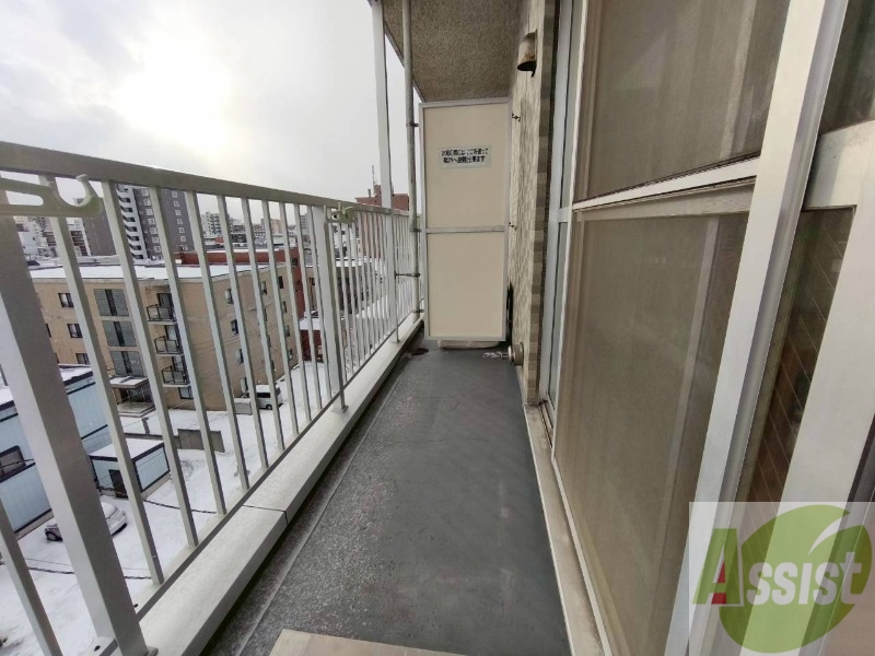 バルコニー　バルコニーが付いていますので一息ついてみてはいかがですか。