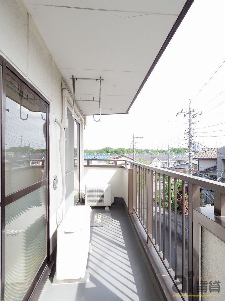 バルコニー　※同仕様写真