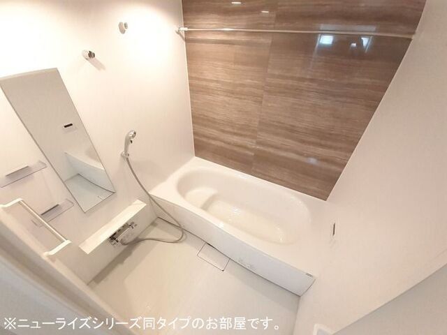 バス・シャワールーム　洗面