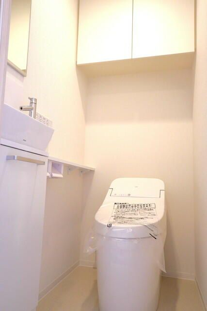 トイレ　清潔感のあるトイレです