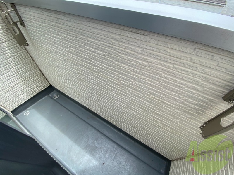 バルコニー　バルコニーがあるので洗濯物は外に干せそうですね～