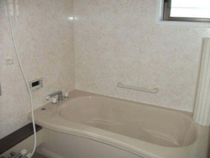 バス・シャワールーム　図面と現状に相違がある場合には現状を優先