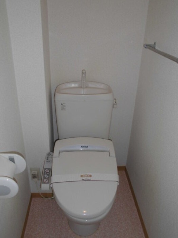 トイレ　図面と現状に相違がある場合には現状を優先