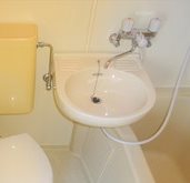 洗面設備　別室の画像です、ご参考までに