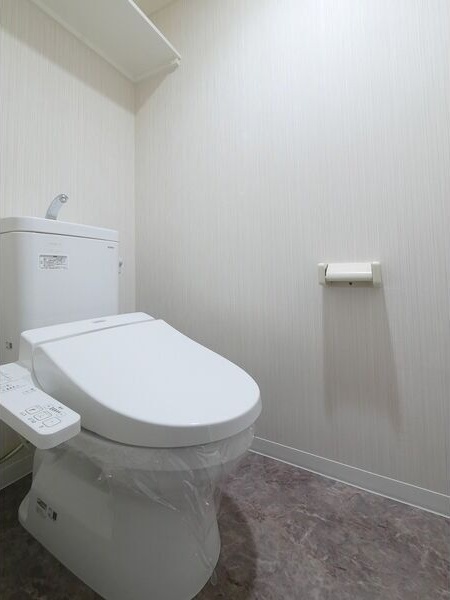 トイレ　ゆったりとした空間のトイレです