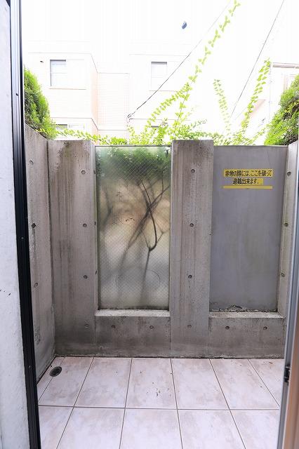 バルコニー　バルコニー