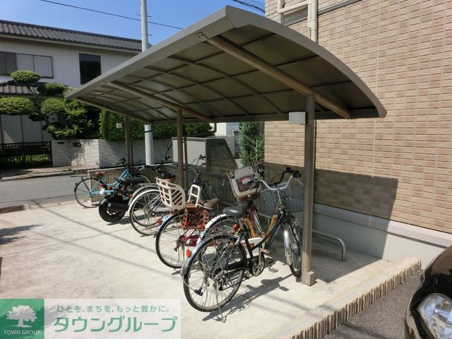 その他共有部分　屋根付き駐輪スペース