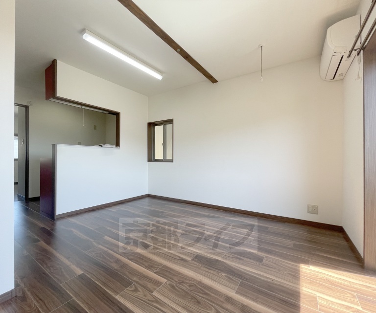 居室・リビング　リノベーション物件です！