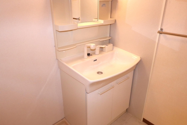 洗面設備　洗面室（洗髪洗面化粧台）