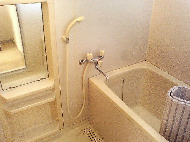 バス・シャワールーム　バス・トイレ別