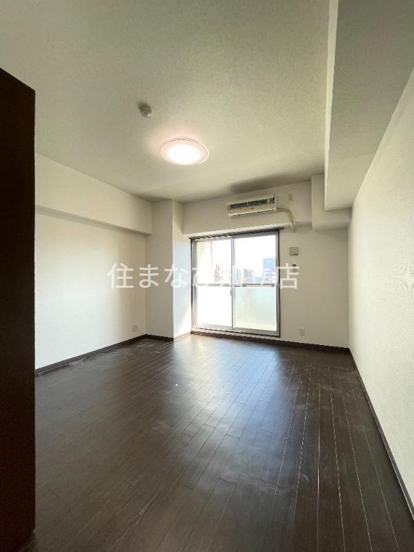 居室・リビング　同型別部屋写真・反転タイプ