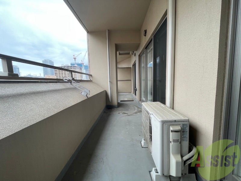 バルコニー　バルコニーが付いていますので一息ついてみてはいかがですか。