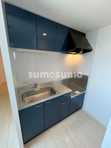 キッチン　コンパクトなキッチンで掃除もラクラク