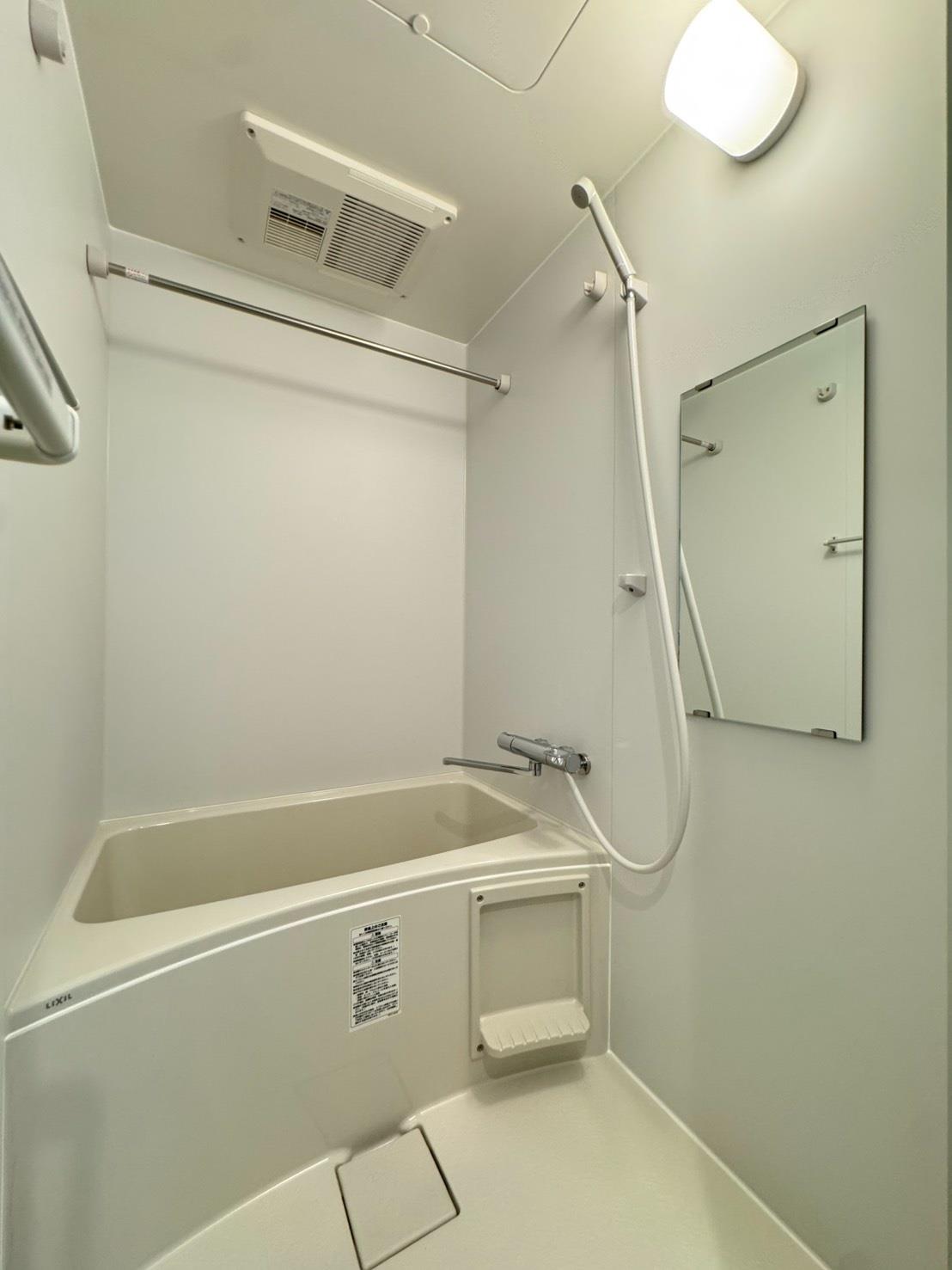 バス・シャワールーム　浴室