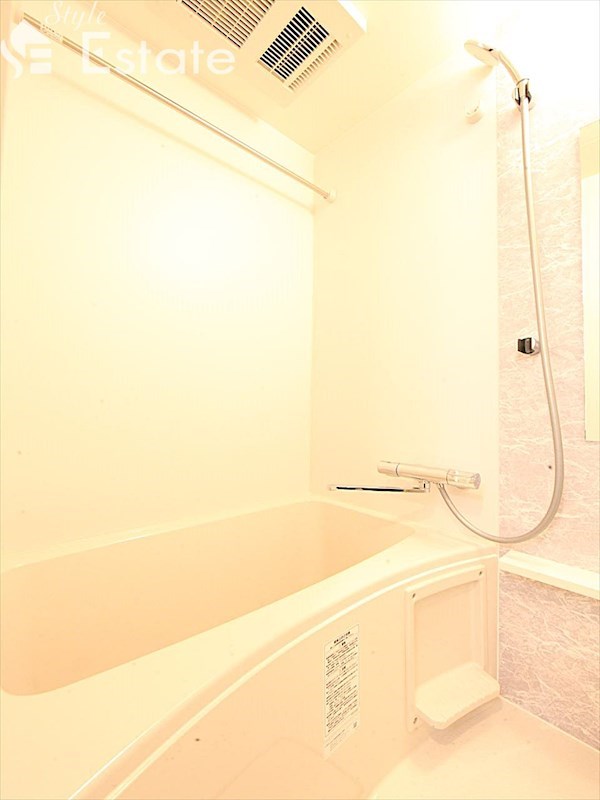 バス・シャワールーム　バスルーム