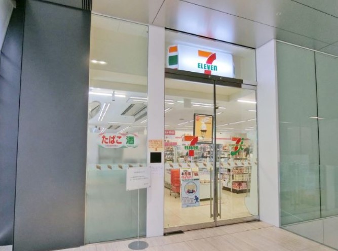 コンビニ　セブンイレブン虎ノ門タワーズオフィス店（コンビニ）まで264m